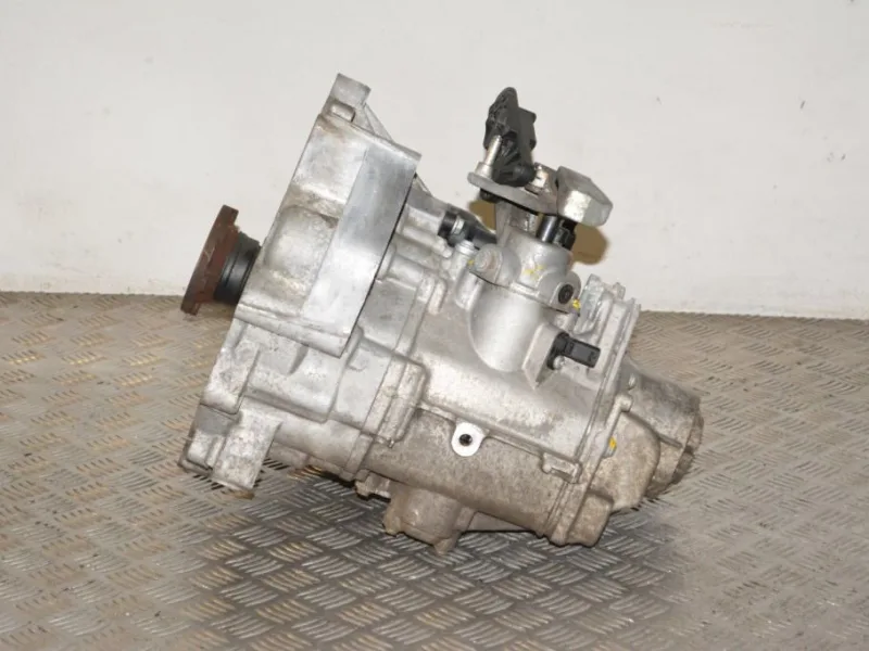 Audi A1 Manuel Şanzıman 6 Vites Komple