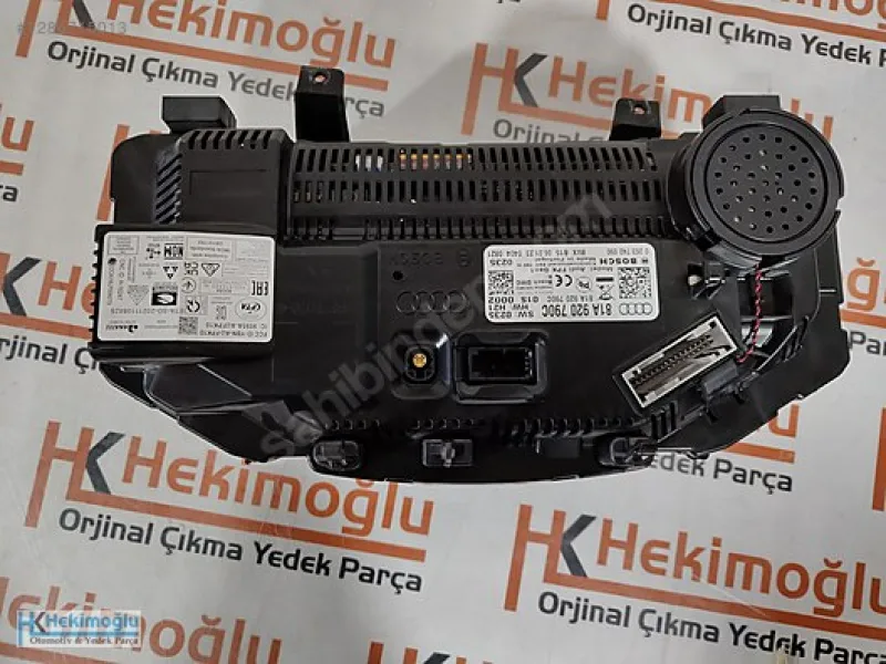 Audi Q2 Gösterge Saati / Hayalet Ekran Kütüğü