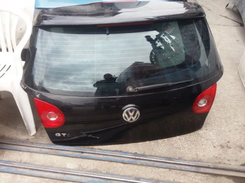 Volkswagen Golf 5 Bagaj Kapağı Komple Camlı