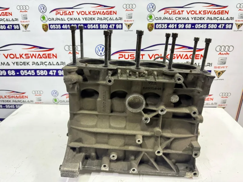 Volkswagen Passat B6 Şaft / Propeller Shaft Kovanı Komple