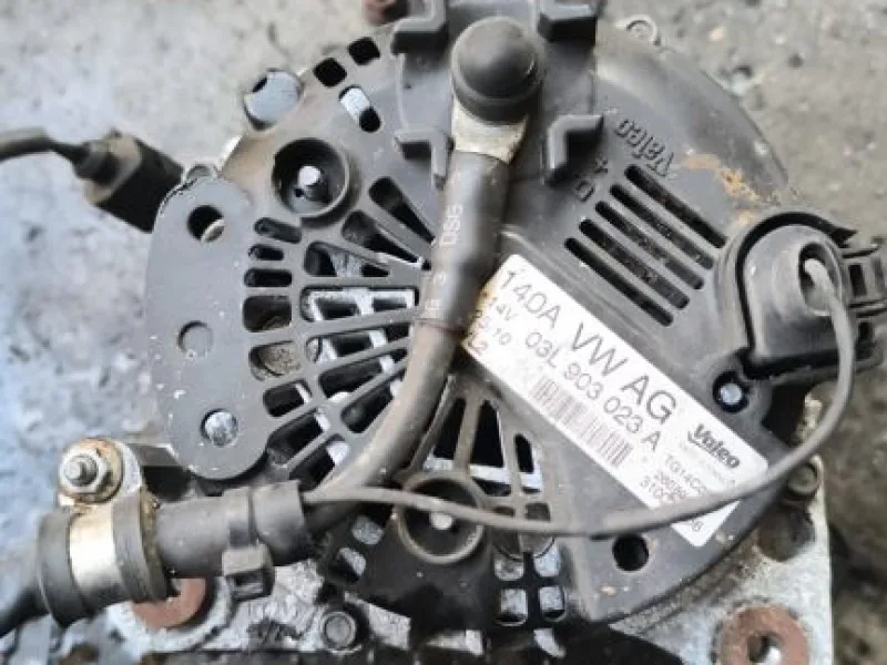 Volkswagen Passat B7 Şarj Dinamosu (Alternatör) 120A/150A