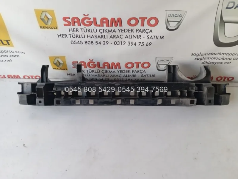Renault Clio 5 Arka Stop Lambası Bagaj Üstü Sol