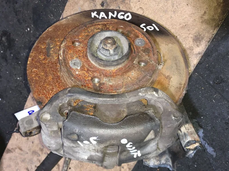 Renault Kangoo Fren Kaliperi Sağ Ön Çift Piston