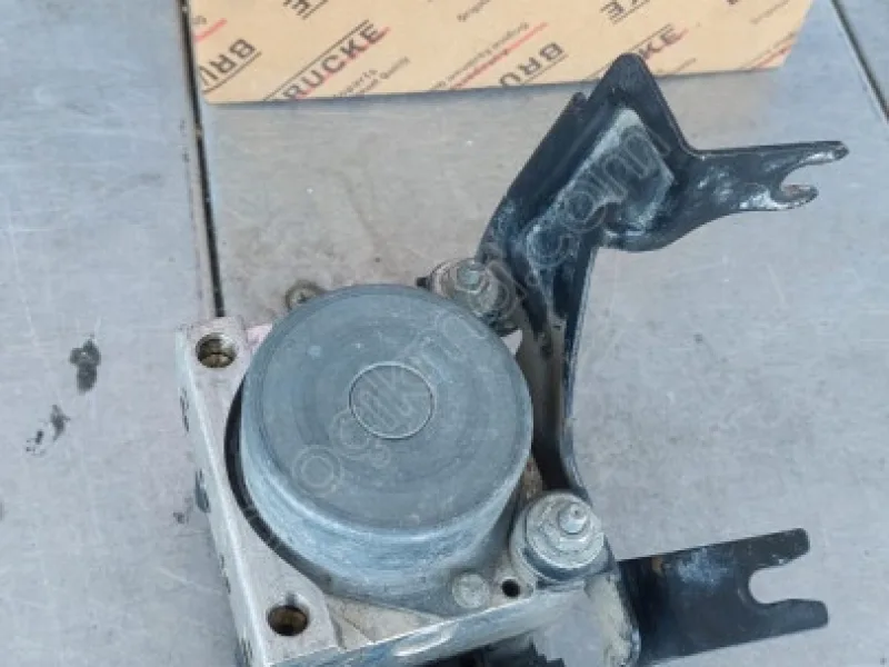 Renault Clio 3 ABS / ESP Beyni ve Hidrolik Pompası