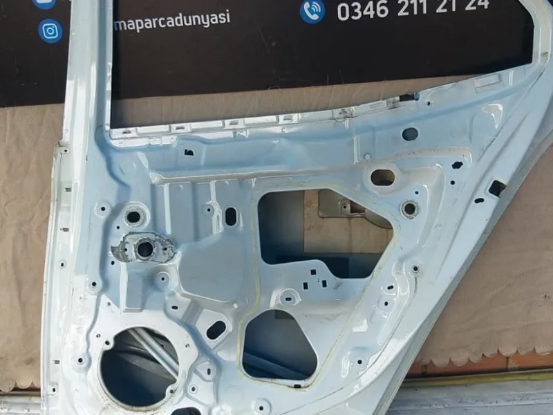 Renault Megane 4 Kapı Döşemesi Seti (4 Kapı)
