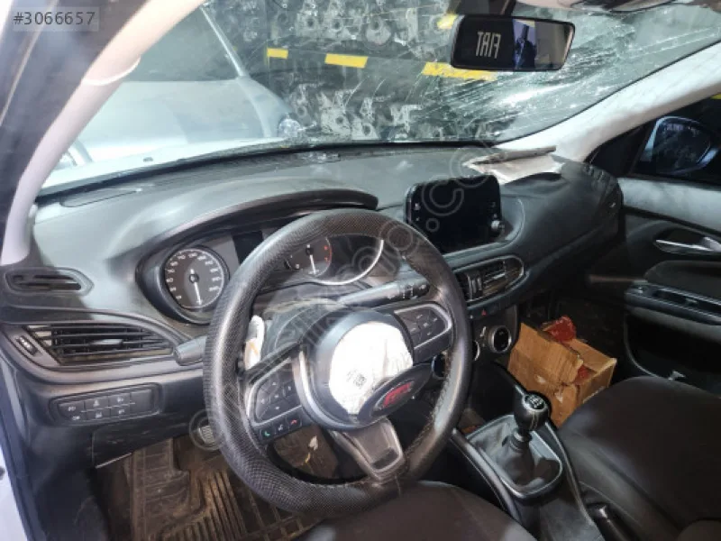 Fiat Egea Cross Torpido Göğüslük Komple (Airbag Takımlı)