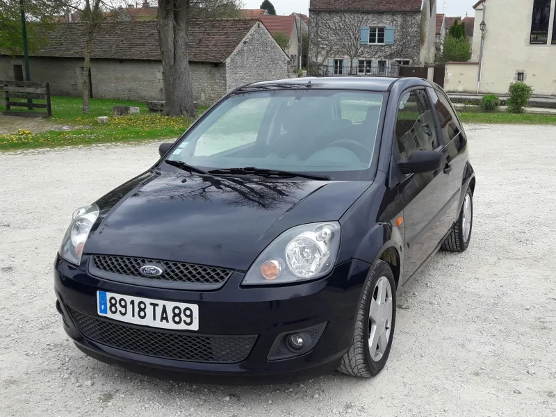 Ford Fiesta Mk6 Gündüz LED Lambası Takımı