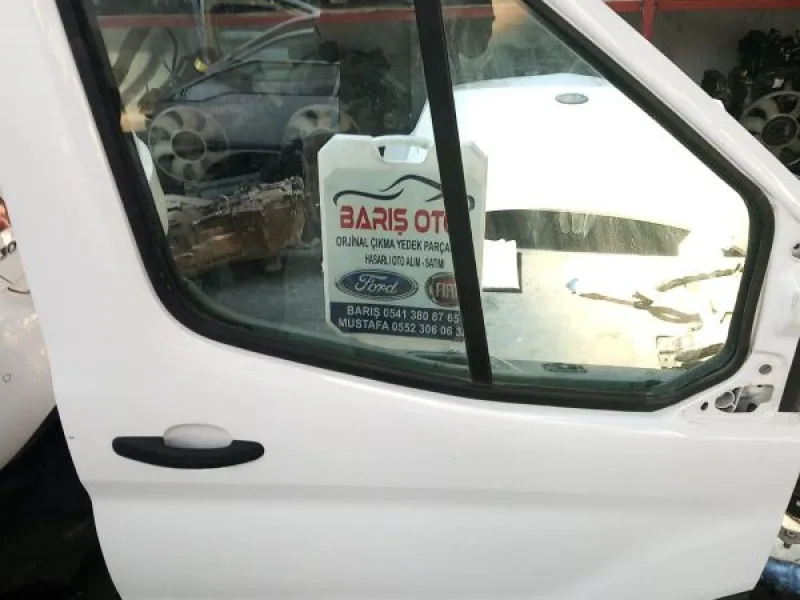 Ford Transit 350 Ön / Arka Viraj Demiri Kütüğü