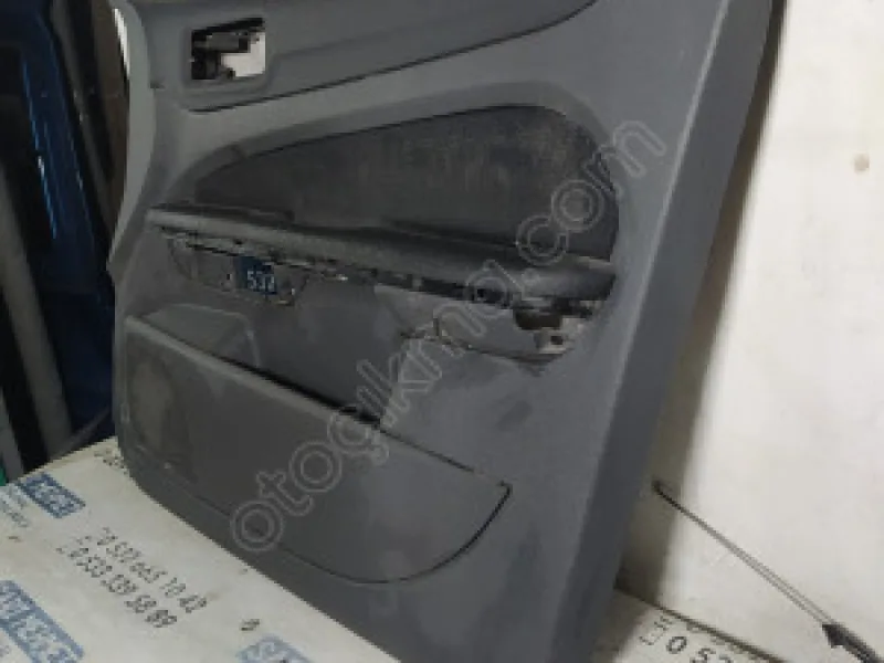 Ford Focus 2 Kapı Döşemesi Seti (4 Kapı)
