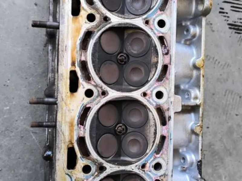 Volkswagen Golf 6 Silindir Kapağı Komple