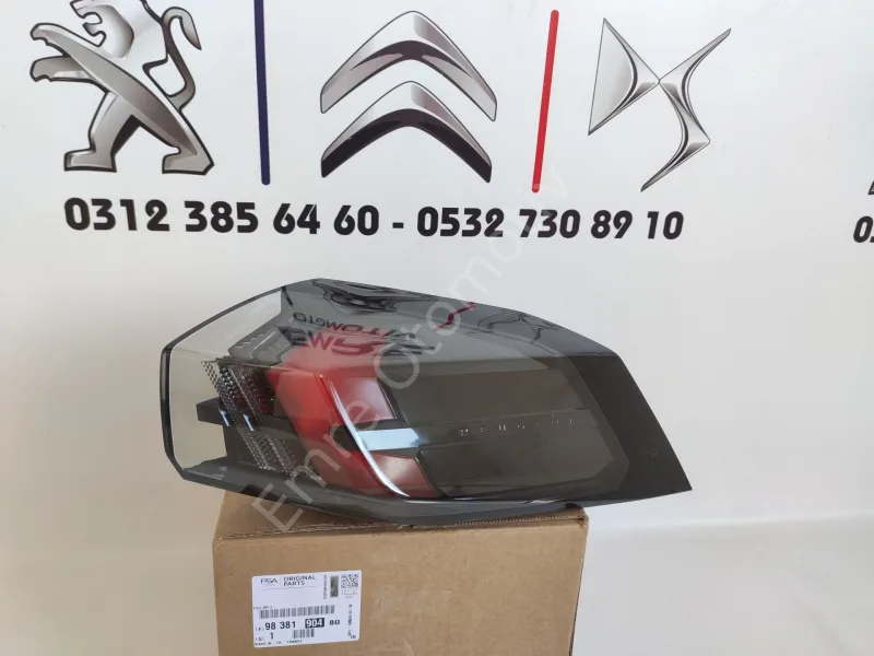 Peugeot 2008 Arka Stop Lambası Bagaj Üstü Sağ