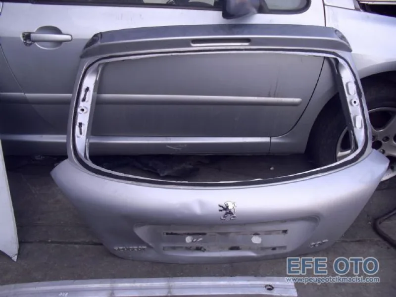 Peugeot 207 Bagaj Kapağı Komple Camlı