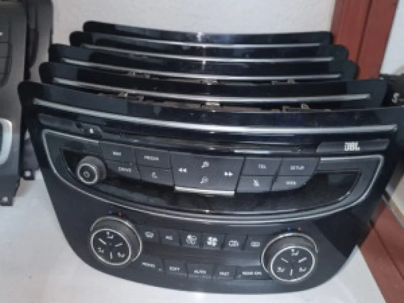 Peugeot 508 Mk2 Klima Kontrol Paneli Dijital