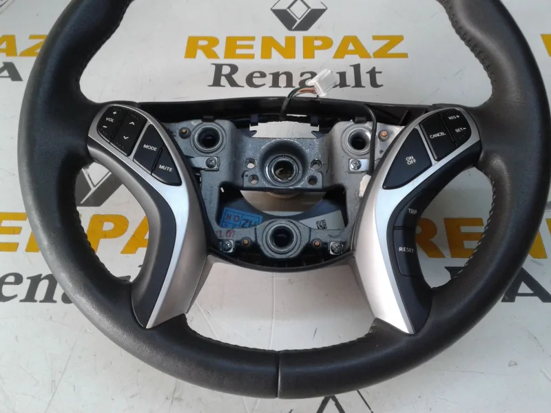 Hyundai i30 Mk2 Direksiyon Simidi Fonksiyonel Deri