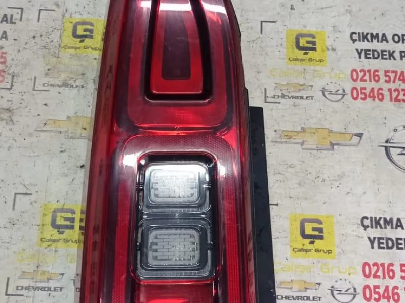 Opel Combo Bi-Xenon Adaptif LED Far Sol