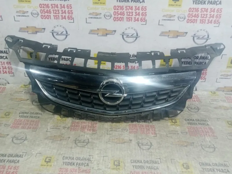 Opel Astra J Su Radyatörü Komple
