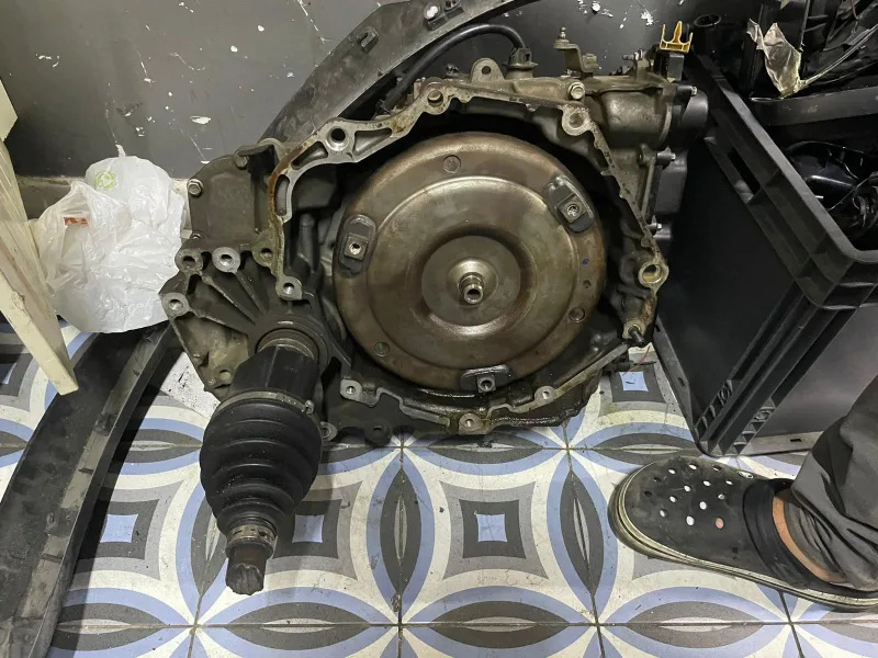 Opel Insignia A Komple Çıkma Sandık Motor