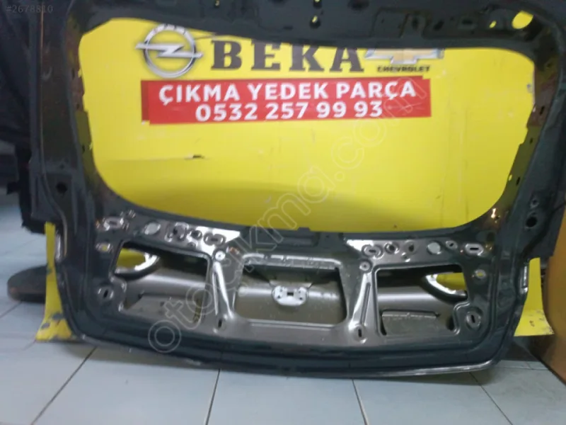 Opel Astra K Bagaj Kapağı Komple Camlı