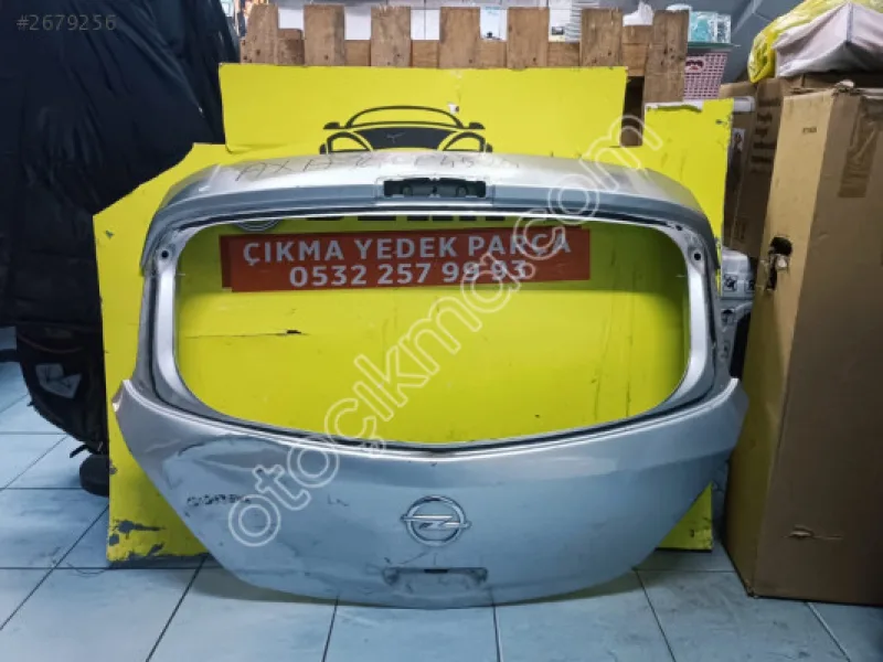 Opel Corsa D Bagaj Kapağı Komple Camlı