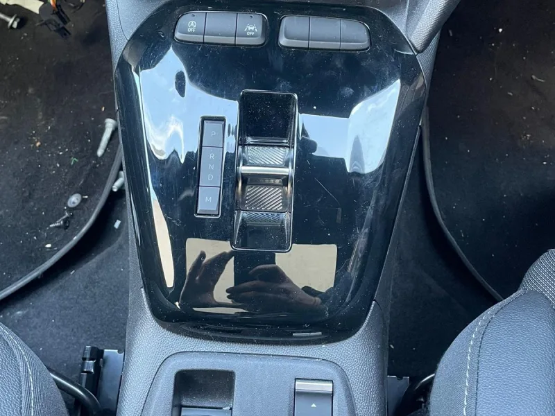 Opel Corsa F Vites Halatı & Vites Mekanizması Kütüğü
