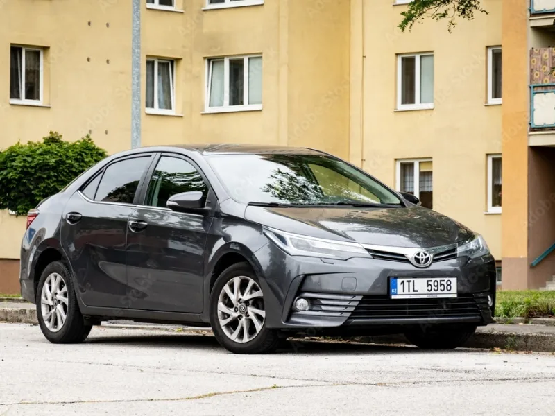 Toyota Corolla E180 Full LED Matrix Far Takımı