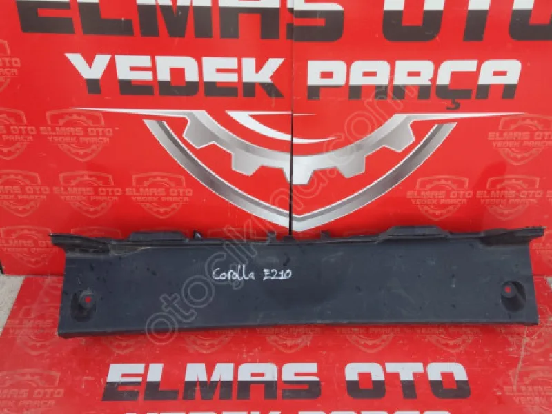 Toyota Corolla E210 Bagaj Kapağı Komple Camlı