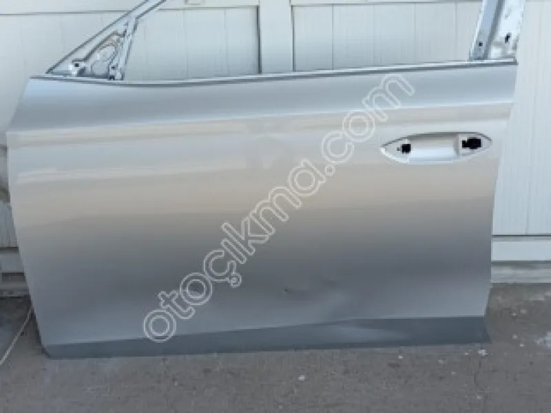 Skoda Octavia 4 Ön Sağ Kapı Sacı / Dolu Kapı