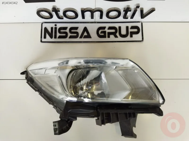 Nissan Navara D23 Bi-Xenon Adaptif LED Far Sağ