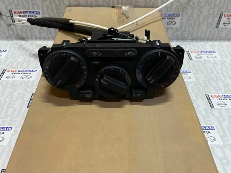Nissan Juke F15 Klima Kontrol Paneli Dijital