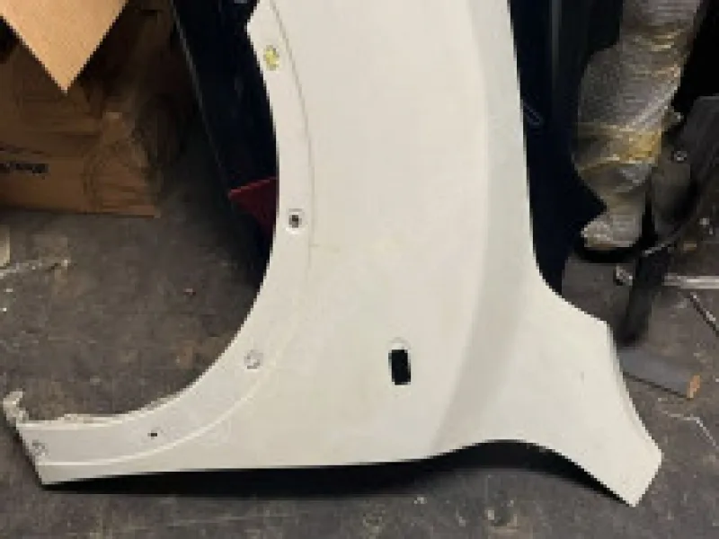Nissan Juke F15 Orta Konsol & Kol Dayama Ünitesi
