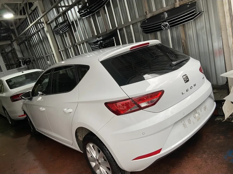 Seat Leon 5F Aks Mili Sağ Ön Komple