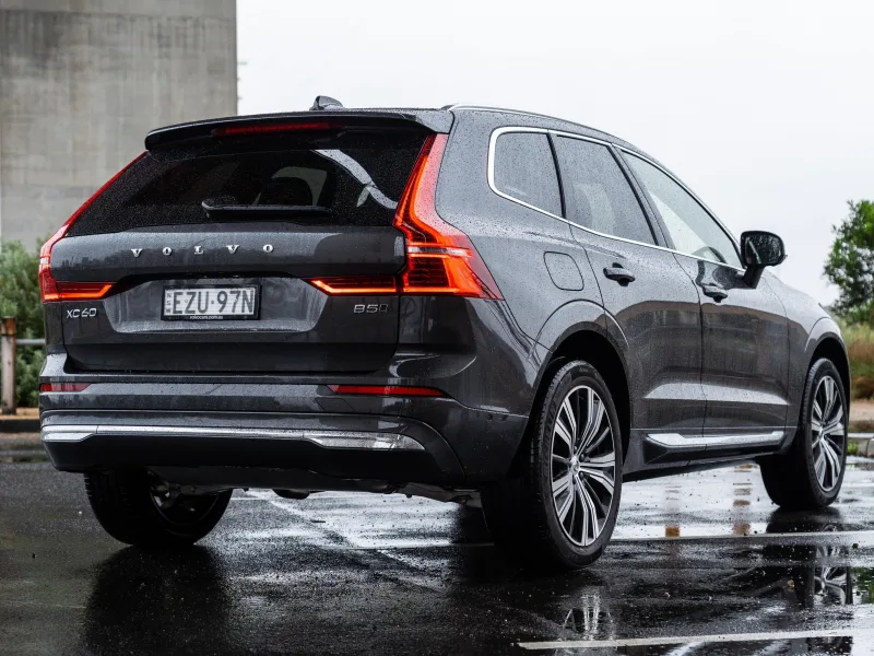 Volvo XC60 I Dış Dikiz Aynası Sol Elektrikli Katlanır