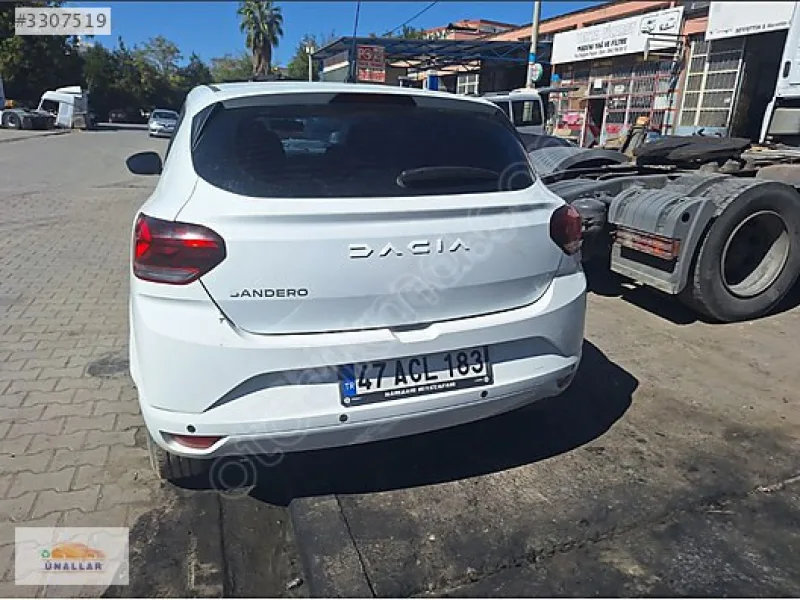 Dacia Sandero 2 Arka Tampon Çıkma Orijinal
