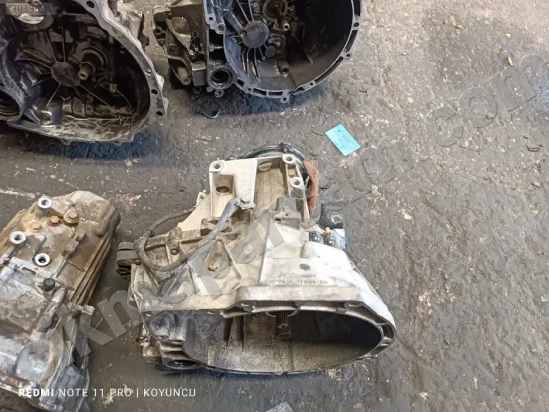 Ford Fiesta Komple Çıkma Motor Sandık
