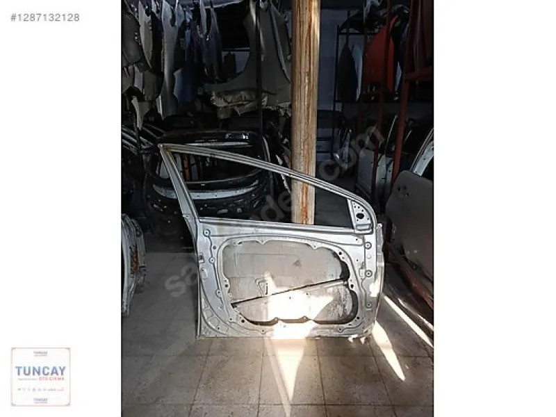 Hyundai i30 Ön Sol Kapı Sacı / Dolu