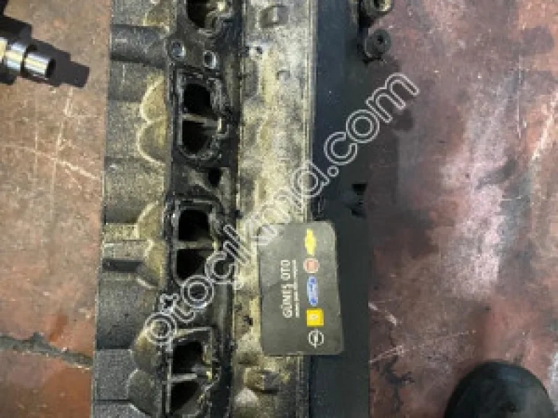 Opel Corsa D Silindir Kapağı Komple