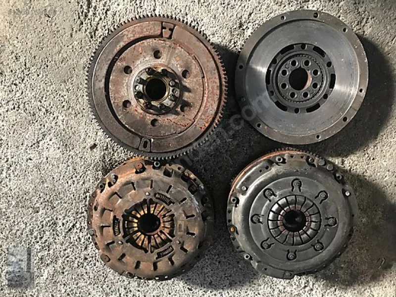 BMW X5 Baskı Balata Volan Seti