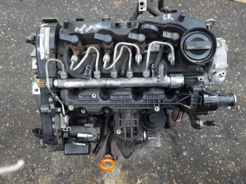 Skoda Superb 3 Silindir Kapağı Komple