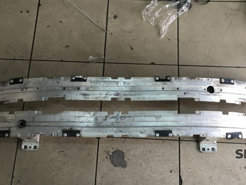 BMW 5 Serisi E60 Ön Far Sağ Orijinal Çıkma