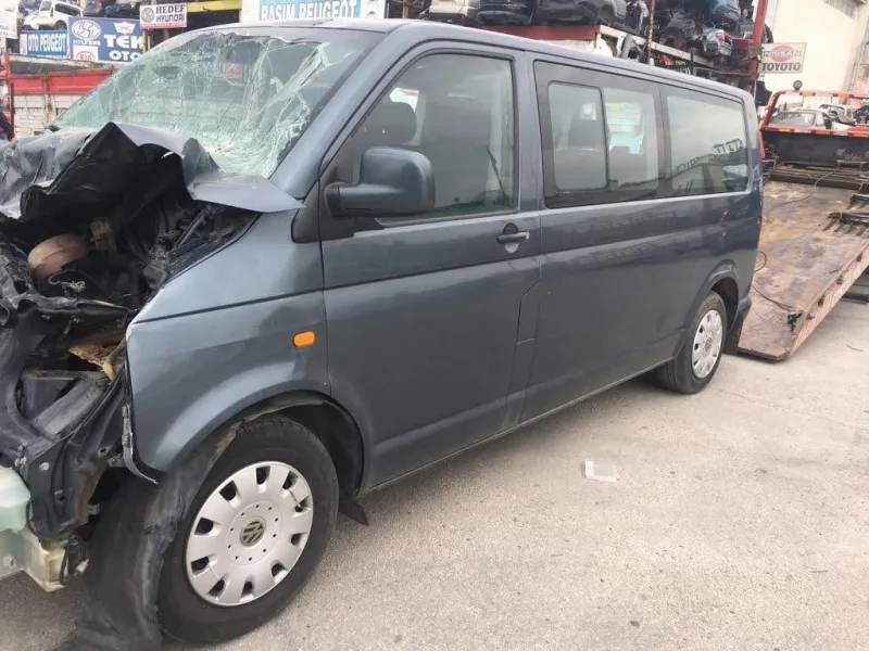 Volkswagen Transporter T5 sol far