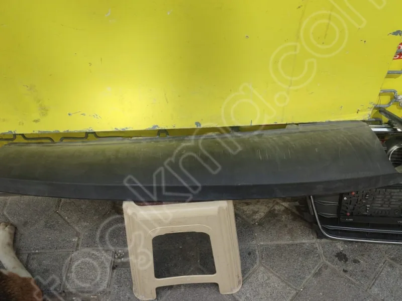 Audi A4 B8 Arka Stop Lambası Bagaj Üstü Sol