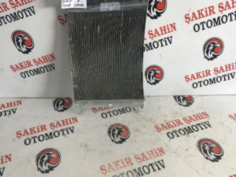 Audi A1 Klima Radyatörü & Fan Paneli