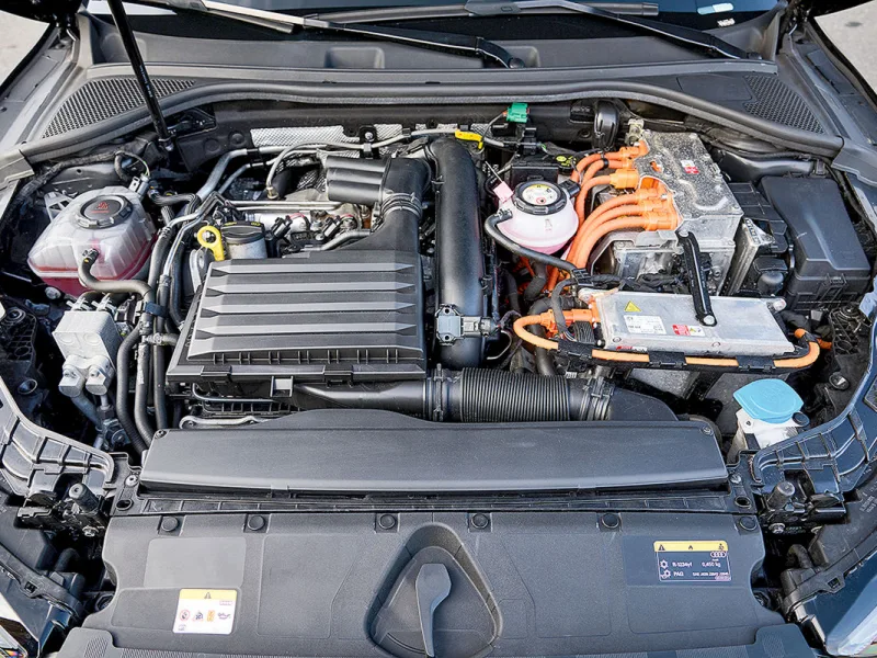 Audi A3 8Y Motor Takozu Sol/Sağ Orijinal